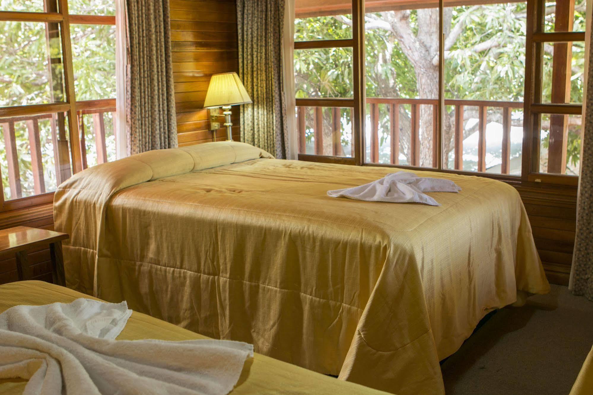Santa Elena Lodge Cuajiniquil Luaran gambar